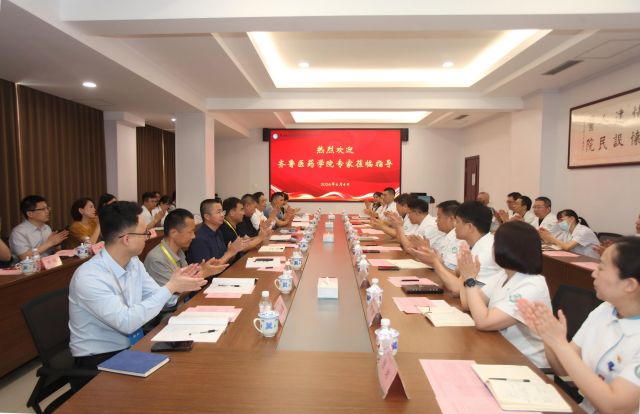 齐鲁医药学院专家组到桓台县人民医院开展临床教学基地评估