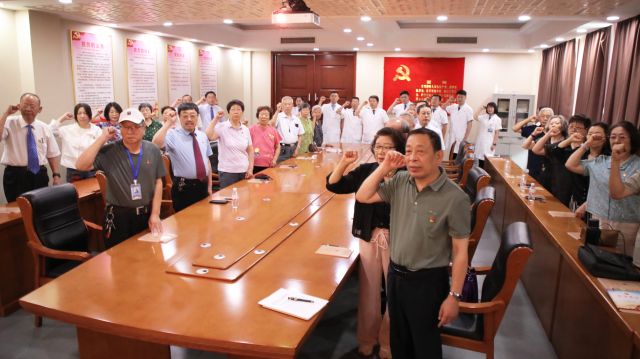 丹心向党 桑榆生辉 | 桓台县人民医院老干部党支部开展主题党日活动