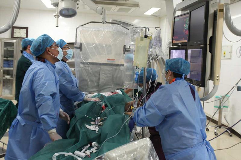 急症PCI-心源性休克-主动脉气囊扩张4.jpg